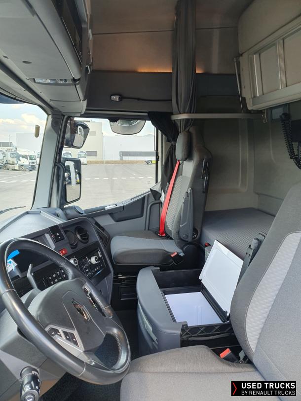 Renault Trucks T High 