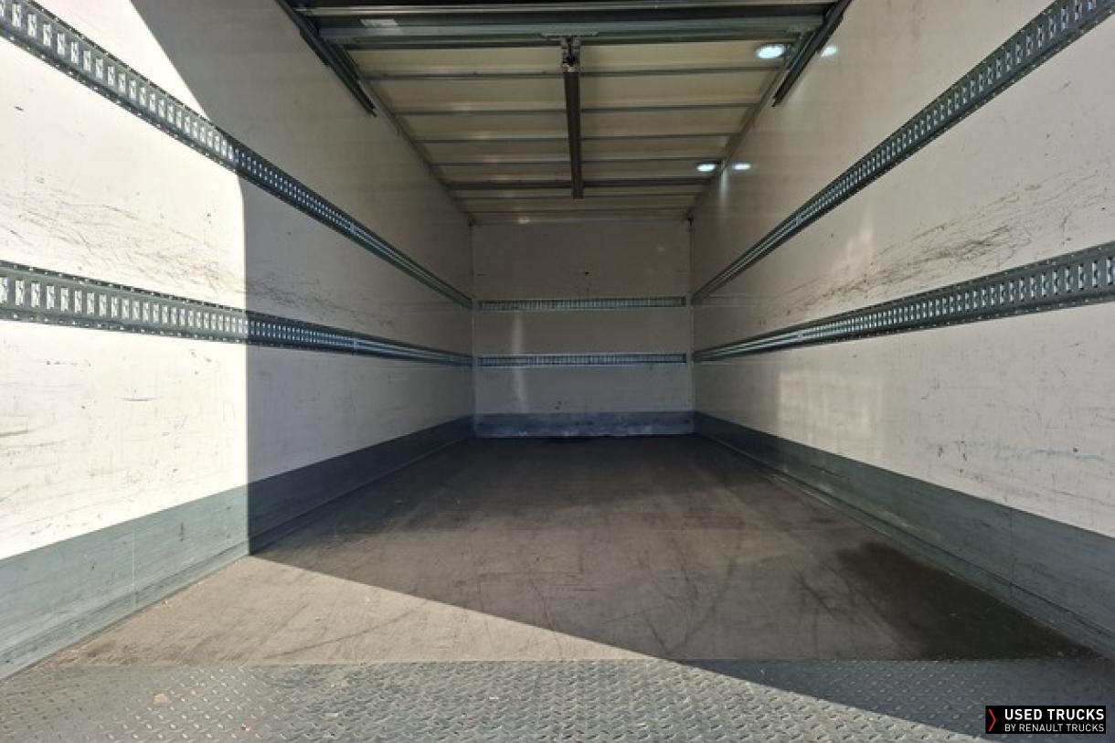 Renault Trucks D 210