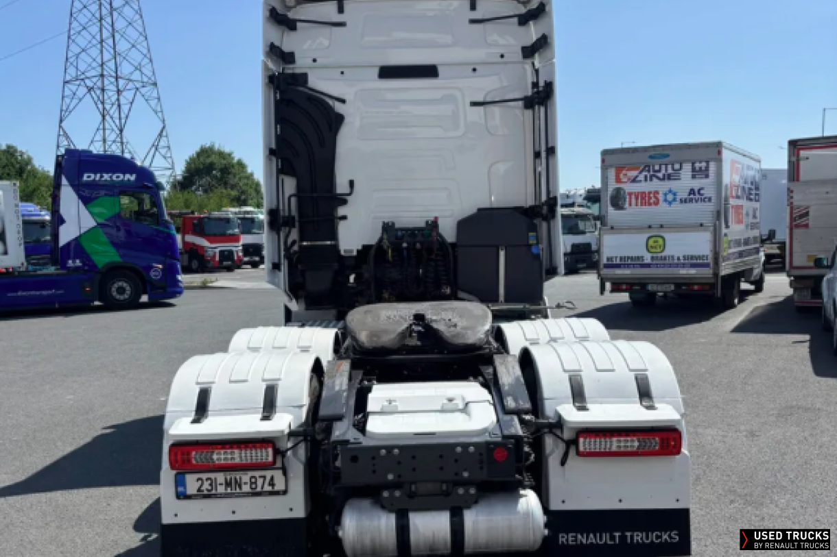 Renault Trucks T High 