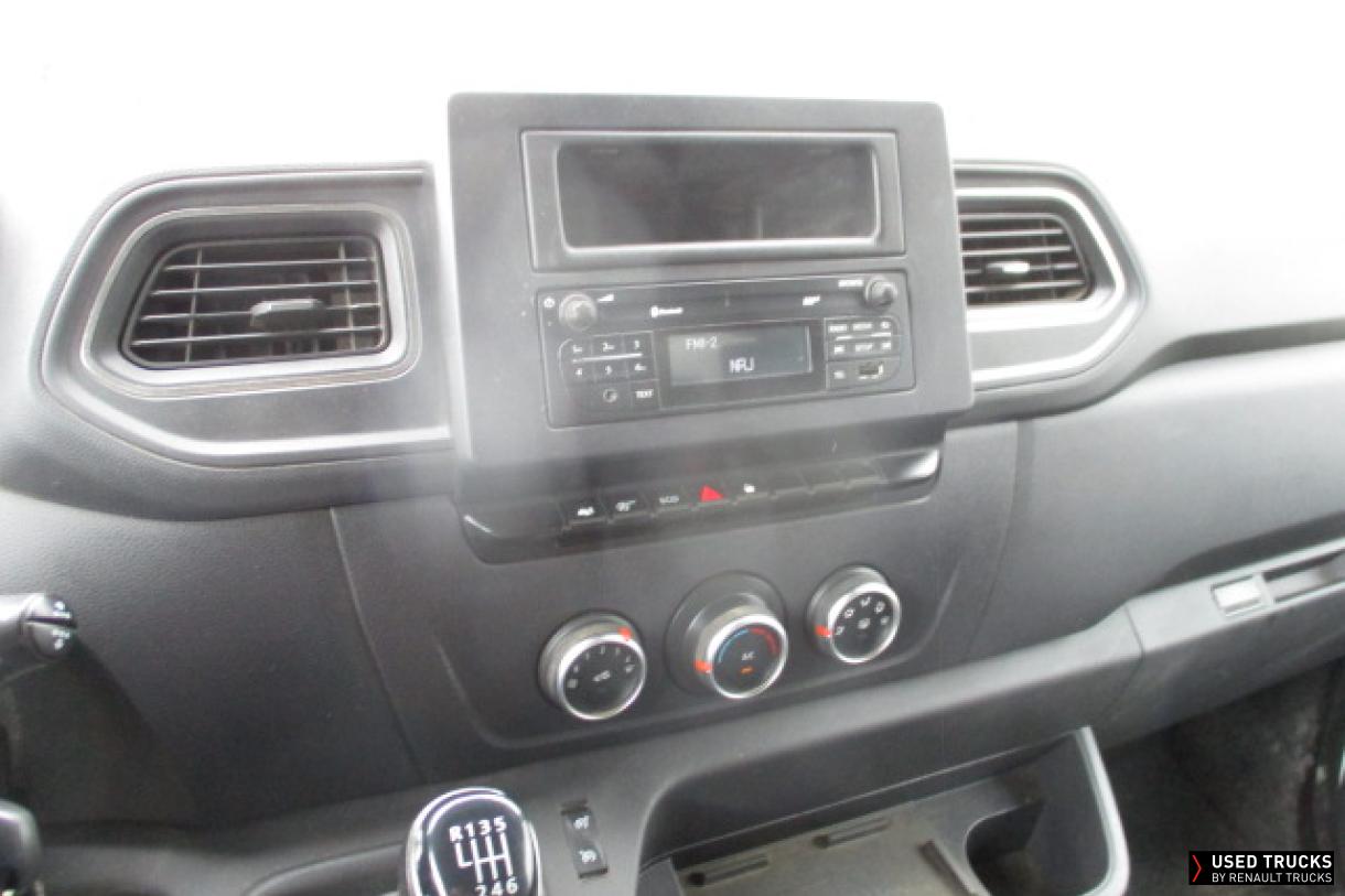 Renault Trucks Master 145
