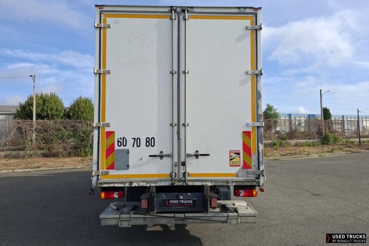 Renault Trucks D 250