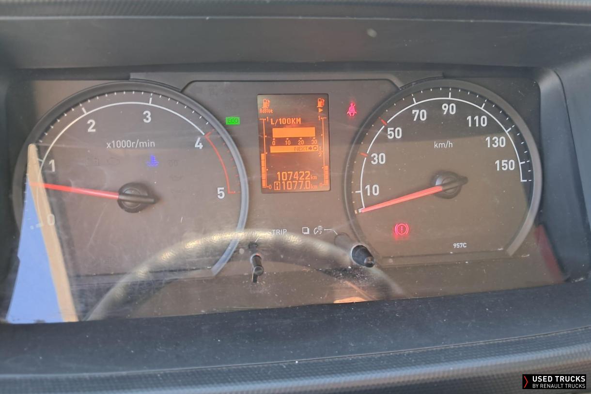 Renault Trucks Maxity 130