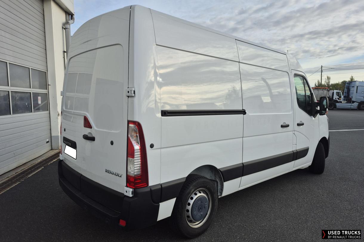 Renault Trucks Master 135