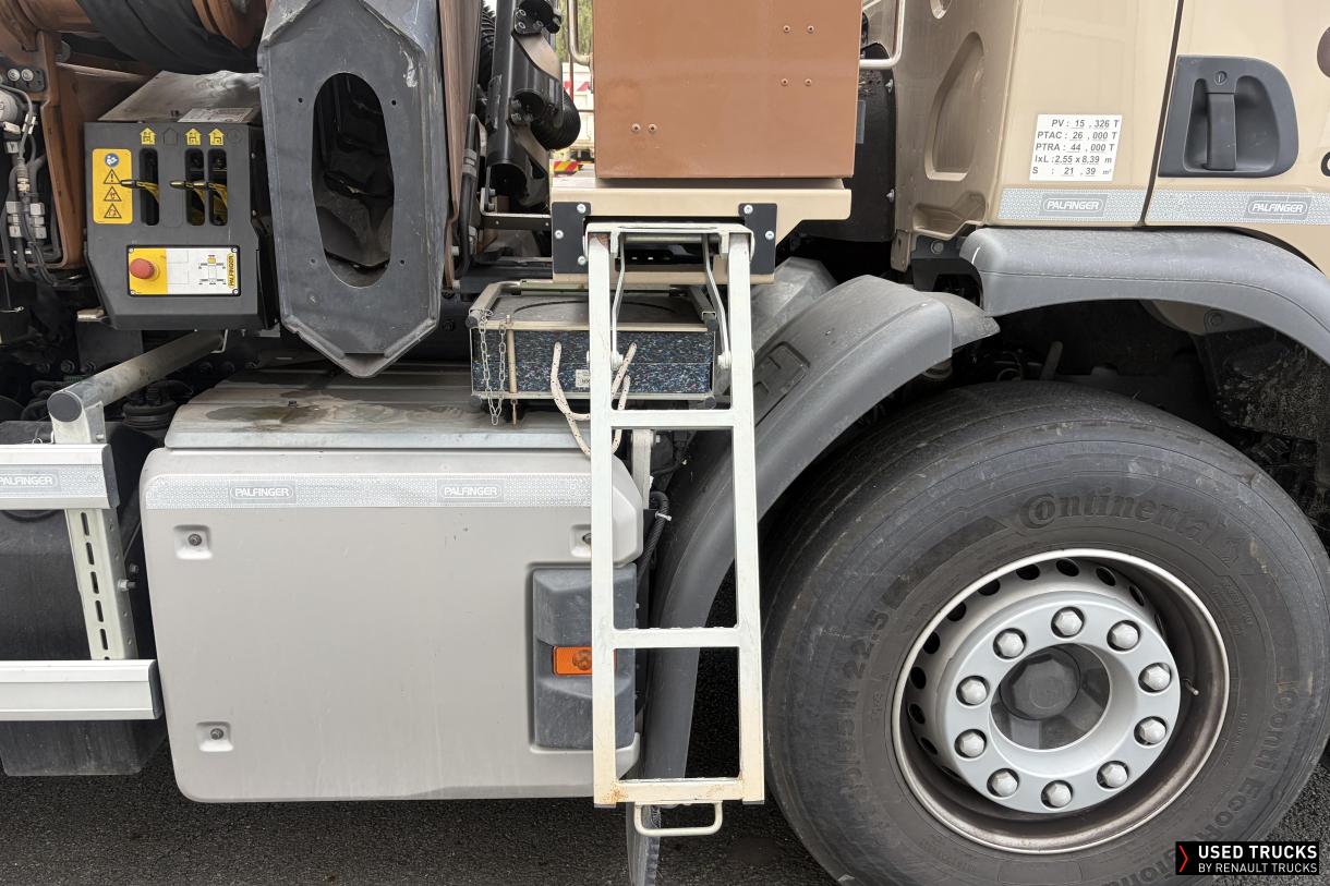 Renault Trucks C 460