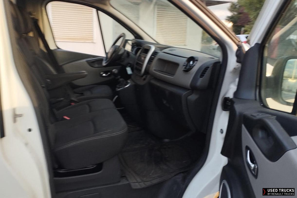 Renault Trafic 120