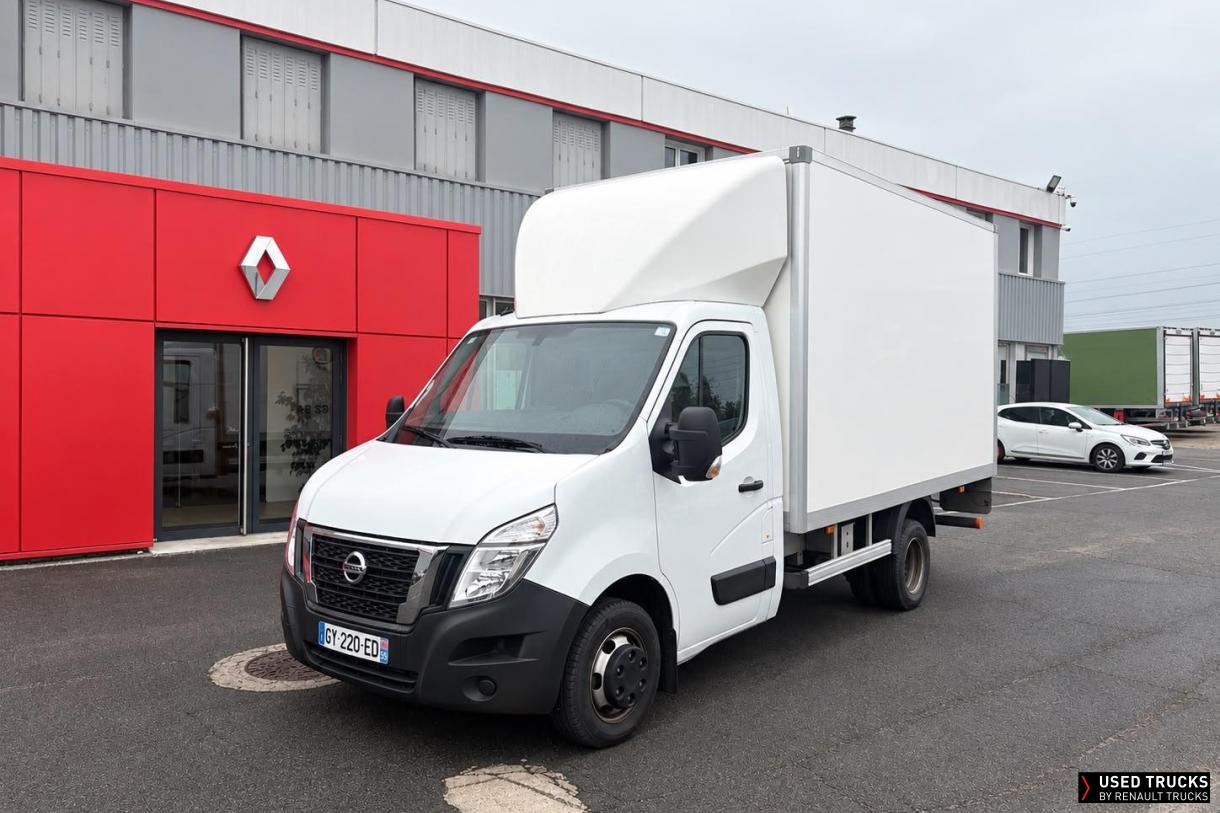 Nissan Interstar 165