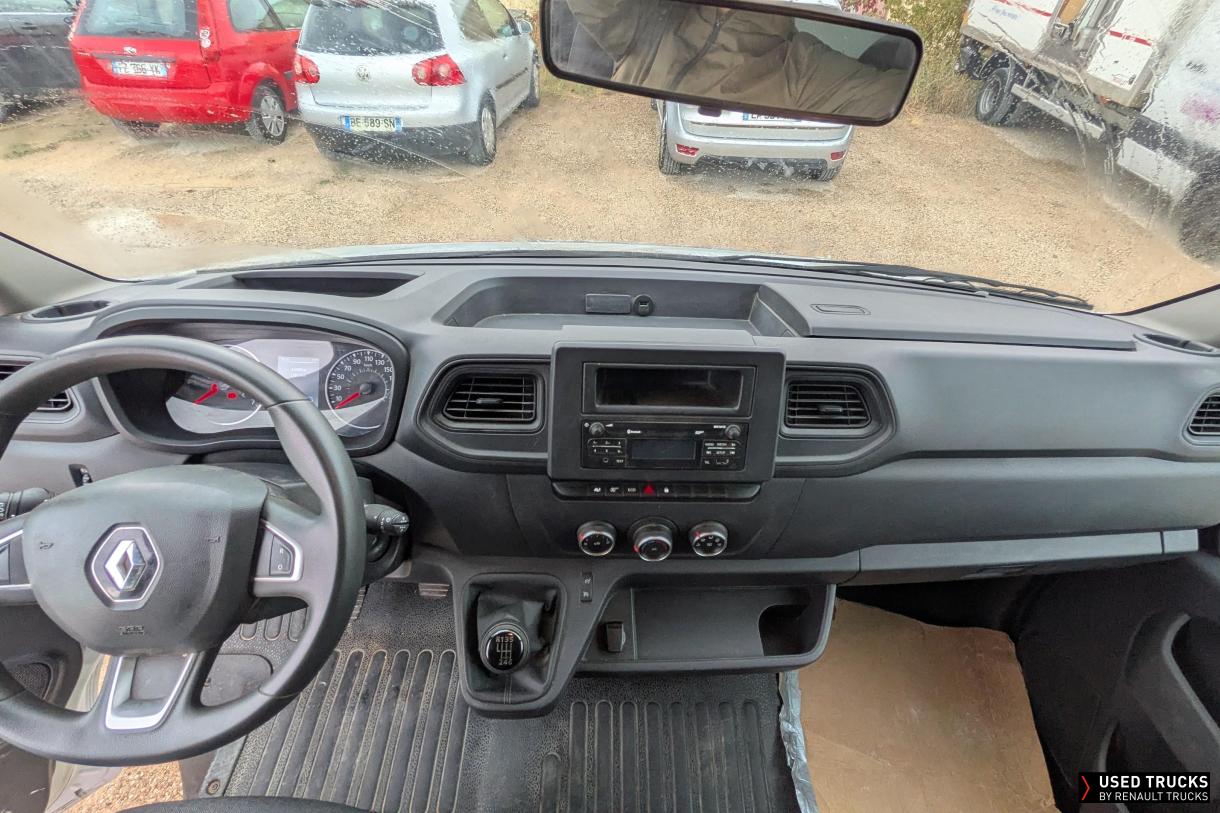 Renault Trucks Master 145