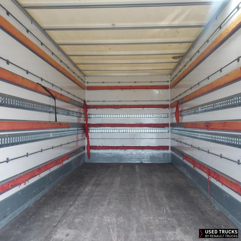 Renault Trucks D 210