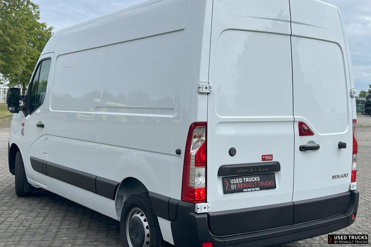 Renault Trucks Master 150