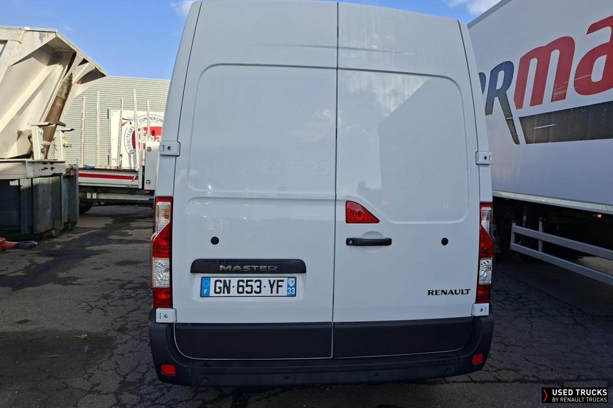 Renault Master 135