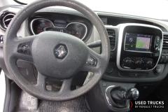 Renault Trucks Trafic
                                          