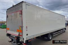 Renault Trucks D
                                          240