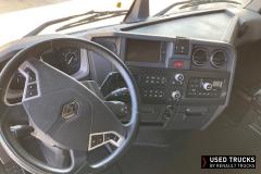Renault Trucks T High
                                          440