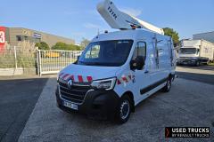 Renault Trucks Master
                                          145