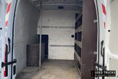 Renault Trucks Master
                                          130