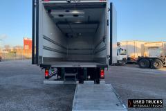 Renault Trucks D
                                          210