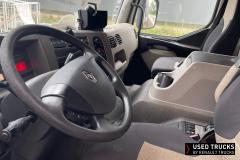 Renault Trucks Premium Distribution
                                          380