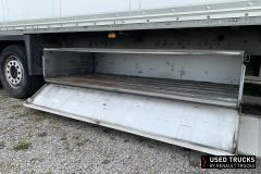 Schmitz SCHMITZ CARGOBULL
                                          