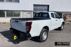 Isuzu D-MAX
                                          164