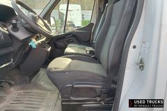 Nissan Interstar
                                          150
