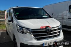 Renault Trucks Trafic
                                          